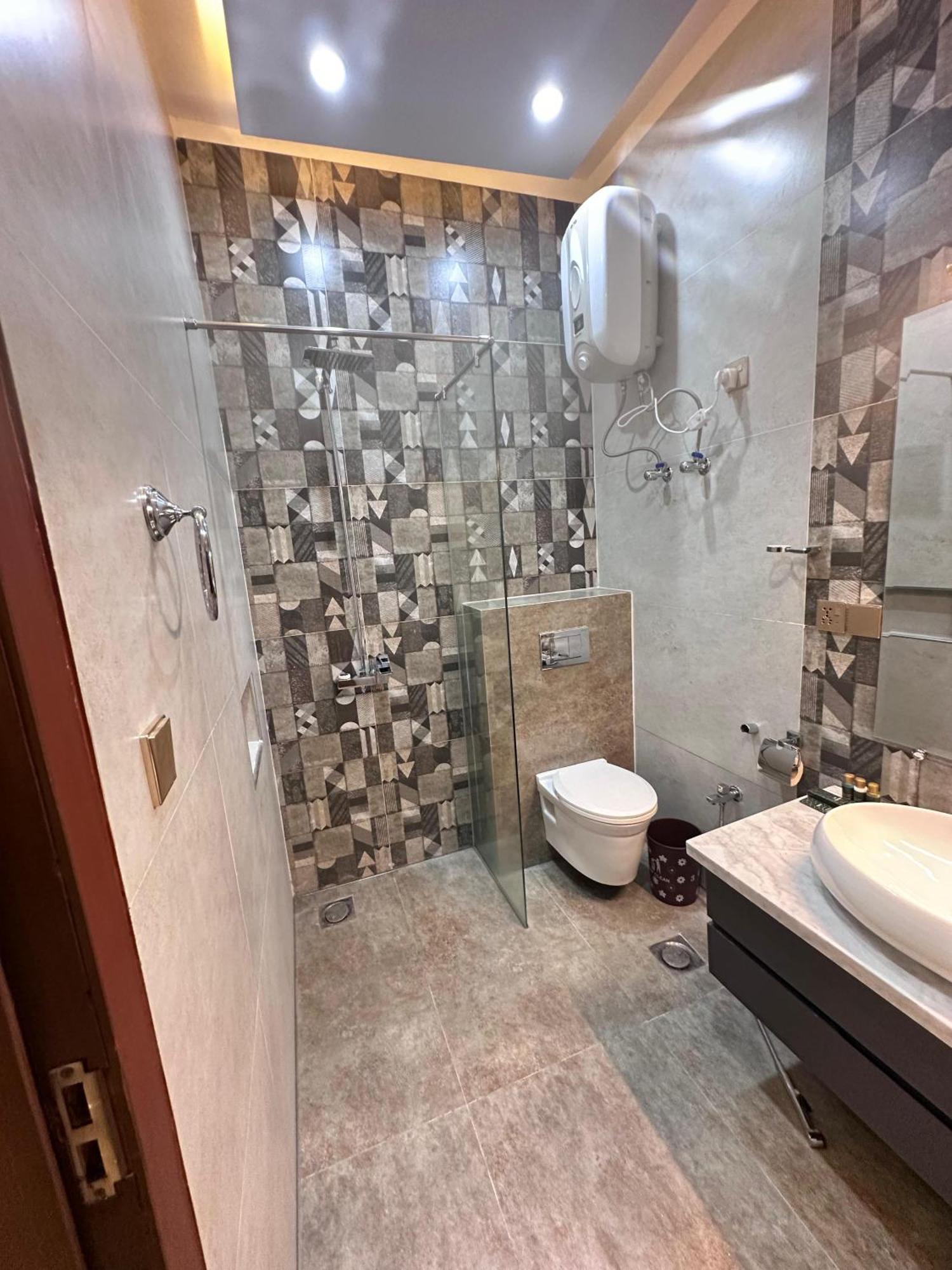 Pavilion Suites - Premium Aparthotel In Bahria Town Rawalpindi Eksteriør billede