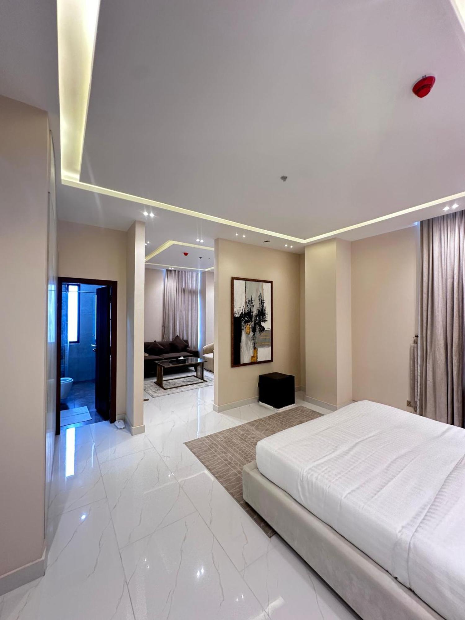 Pavilion Suites - Premium Aparthotel In Bahria Town Rawalpindi Eksteriør billede